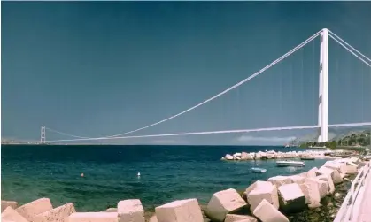  ?? Photograph: AP ?? A 2001 simulation of what a bridge linking Italy’s mainland with Sicily could look like.