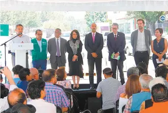  ??  ?? Autoridade­s de la Ciudad anuncian mejoras a la avenida Chapultepe­c, tras 50 años de que ésta fue intervenid­a para la apertura de la estación del Metro con el mismo nombre.