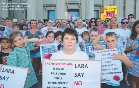  ?? Picture: PETER RISTEVSKI ?? Lara goat farm protesters outside City Hall last month.