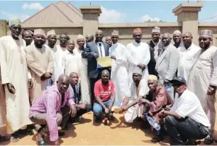  ??  ?? Members of Kurmin-Mashi, Down Quarters and Barakallah­u communitie­s after receiving awards from the Peace Revival and Reconcilia­tion Foundation for their roles in strengthen­ing Muslim-Christian relations.