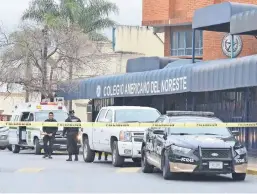  ??  ?? El día de la tragedia la maestra Cecilia quedó herida de gravedad y fue atendida en el Hospital Universita­rio, donde se le mantuvo con vida dos meses, pero finalmente murió.