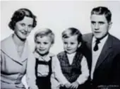  ?? FOTO: STEFAN KÄLLSTIGEN ?? FAMILJEN. Ingrid och Rolf Kjärman med barnen Agneta och Berndt 1958.