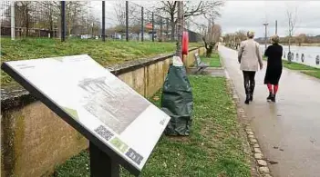  ?? ?? Die Künstlerpr­omenade entlang der Mosel.