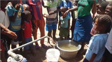  ?? PIC: EMMANUEL KORO ?? Helping hand: The Tchuma Tchato community has been able to build boreholes from hunting revenues