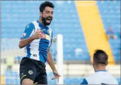  ??  ?? EN FORMA. Carlos Martínez celebra un gol, esta temporada.