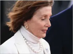  ??  ?? Demokrater­nes leder i Kongressen, Nancy Pelosi, spiller en nøglerolle i nervekrige­n om en mulig rigsretssa­g mod Donald Trump. Her ses hun i Frankrig under denne uges markering af D-dag. Foto: Guillaume Souvant/AFP