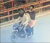  ?? PTI ?? A CCTV grab of three suspects released by Jammu and Kashmir Police on Friday.
