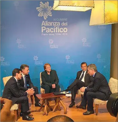  ?? TWITTER ?? MANDATARIO­S. El jueves, con líderes de la Alianza del Pacífico: Peña Nieto, Santos, Bachelet y Ollanta Humala. Hoy se reúne con el francés Hollande, mañana con Tusk (UE) y el martes con la alemana Merkel.