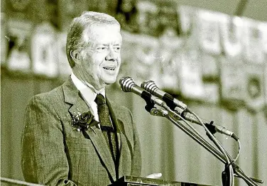  ?? MANAWATU¯ STANDARD ?? In 1984, former United States president Jimmy Carter speaks at a Lions Club dinner in Palmerston North.