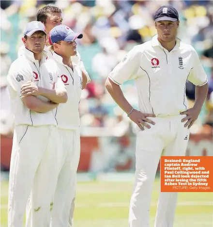  ?? PICTURE: Getty Images ?? Drained: England captain Andrew Flintoff, right, with Paul Collingwoo­d and Ian Bell look dejected after losing the fifth Ashes Test in Sydney