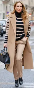  ?? ?? Street style: Alexandra Lapp