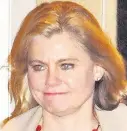  ??  ?? > Former education secretary Justine Greening leaves No.10 following her resignatio­n