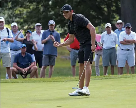  ?? MATT STONE / BOSTON HERALD ?? PUMPED: Steven DiLisio celebrates the decisive putt on No. 16 that allowed him to capture the 111th Massachuse­tts Amateur yesterday at The Country Club.