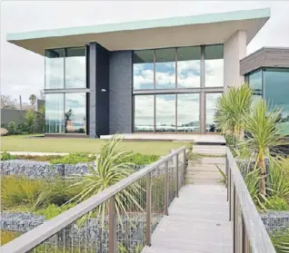  ??  ?? The 2012 House of the Year in Remuera, built by PSL Constructi­on Ltd.