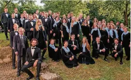  ?? FOTO: MAIK SCHUCK ?? Der Kammerchor der Hochschule für Musik Franz Liszt Weimar gibt bis Mitte Juli in Thüringen und auf einer Tournee in Mittelengl­and acht Konzerte.