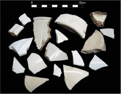  ??  ?? Below: Sample of unstratifi­ed ceramics