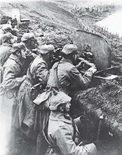  ??  ?? Eine deutsche Stellung im Ersten Weltkrieg bei Tannenberg.