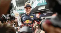  ?? FAZRY ISMAIL/EFE ?? Comemoraçã­o. Verstappen fatura segunda vitória na F-1