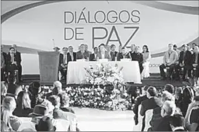  ??  ?? Vredesbesp­rekingen gestart tussen Colombia en ELN in Ecuador. (Yahoo)