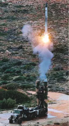 ?? AFP ?? A file picture shows an S-300 PMU-1 anti-aircraft missile ■ in action. Russia announced last week that it is selling S-300 missile systems to Syria.