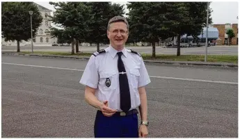  ??  ?? Le colonel Patrice Chédor est le « conseiller Réserves » du groupement de gendarmeri­e des Yvelines.