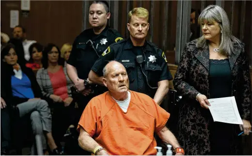  ?? RANDY PENCH / SACRAMENTO BEE ?? Using public genealogy sites to crack cold cases had its breakthrou­gh moment in April 2018 when the California police used GEDmatch to identify a man they believe is the Golden State Killer, Joseph James DeAngelo, shown being arraigned in a Sacramento, California, court last year.