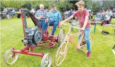  ?? FOTO: GRAB ?? Der Sonntag stand im Zeichen alter Motoren und Maschinen.