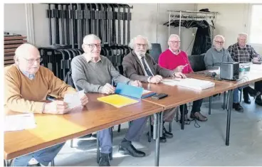  ?? ?? Michel Adjemian, de la section départemen­tale, était invité à l’assemblée générale des ACPGCATM du canton Envermeu.