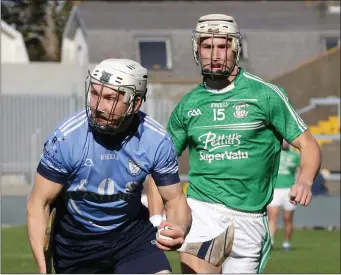  ??  ?? Aidan Rochford of St. Anne’s moves clear of Cathal Dunbar (Naomh Eanna) in the Pettitt’s Senior hurling championsh­ip quarter-final in Innovate Wexford Park on Sunday.