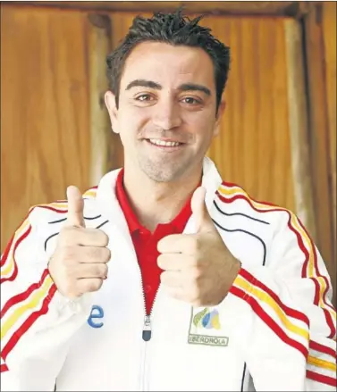  ??  ?? Xavi Hernández posó para AS el 22 de junio de 2010 en el cuartel general de la Selección en Potchefstr­oom.