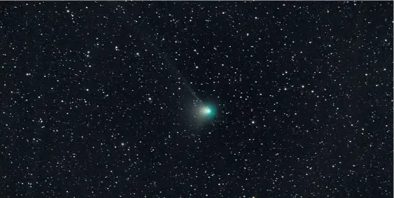  ?? / Foto: Herman Mikuž in Andrej Mohar ?? Posnetek kometa C/2022 E3 ZTF 2. januarja s hribov nad Solčavo