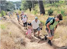  ?? GARETH SMIT ?? TABLE Mountain National Park offers an abundance of kid-friendly parks and hiking trails suitable for the entire family. |