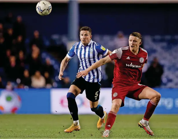  ?? Ben Early/News Images ?? ●● Stanley frontman Colby Bishop netted a penalty in the 90th minute against Gillingham