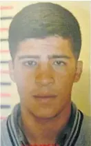  ??  ?? Buscado. Alexis Miguel Sosa está prófugo, acusado de homicidio.