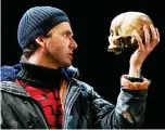  ?? ?? Effects: David Tennant as Hamlet