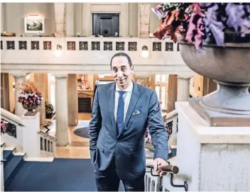  ?? RP-FOTO: ANDREAS ENDERMANN ?? Till Westheuser ist der neue Chef des Luxushotel­s Hyatt House mitten im Andreas Quartier (AQ). Er hat sein Fach in der Landeshaup­tstadt gelernt.