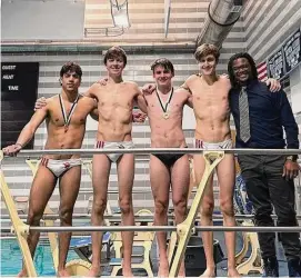  ?? Contribute­d/Greenwich High School ?? Greenwich recently had four of the top 14 divers from the CIAC Class LL diving championsh­ips. From left, senior Jayden Satir (3rd), senior Andrew Hanna (14th), senior Whitaker Grover (1st), junior Jacob Winston (8th) and diving coach Kevin Thompson.