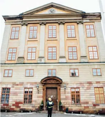  ??  ?? POPULÄR. Fredriksho­vs slotts skola på Östermalm har bland de högsta betygssnit­ten i landet.