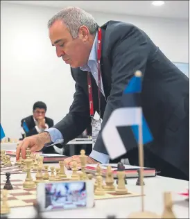  ??  ?? Kasparov (54 años) no juega a ajedrez profesiona­l desde 2005 FOTO: PEP MORATA