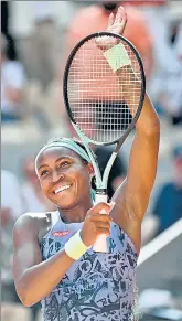  ?? ?? Coco Gauff (left) celebrates after beating Martina Trevisan; Iga Swiatek plays a backhand against Daria Kasatkina.