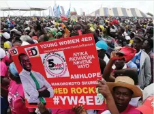  ?? ?? Some of the ZANU PF supporters at the Somabhula rally