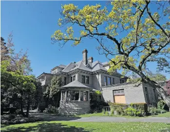  ?? ARLEN REDEKOP/PNG FILE ?? The 114-year-old Gabriola Mansion on Davie Street was designed by B.C. architect Samuel Maclure.