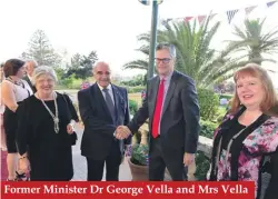  ??  ?? Former Minister Dr George Vella and Mrs Vella