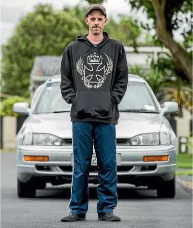  ?? JASON DORDAY/STUFF ?? Ty Rix was driving to Hawera from Auckland when he came across an unconsciou­s man on the side of a road.