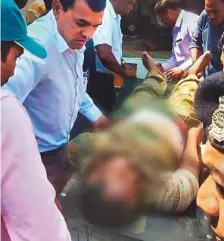  ?? PTI ?? The body of one of the two police personnel killed in a Maoist attack. A Doordarsha­n video journalist was also killed while two other security personnel were injured.