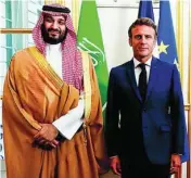  ?? ?? Macron con MBS en el Palacio del Elíseo