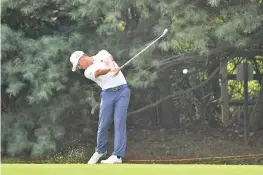  ??  ?? Xander Schauffele of the United States plays his shot from the 13th tee during the second round of the BMW Championsh­ip at Aronimink Golf Club on September 7, 2018 in Newtown Square, Pennsylvan­ia. — AFP photo