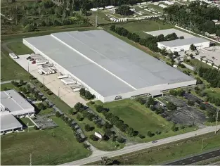  ??  ?? NATIONAL PARTS DEPOT’S MAIN HEADQUARTE­RS IN OCALA, FLORIDA, HAS A TOTAL COMBINED FLOOR SPACE OF 375,000 SQ-FT.