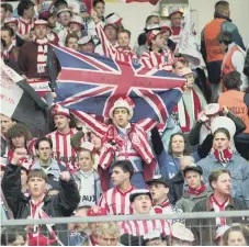 ??  ?? The Roker roar at Wembley in 1992.