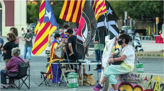  ?? EUROPA PRESS ?? Imagen de un grupo de separatist­as en la avenida Meridiana